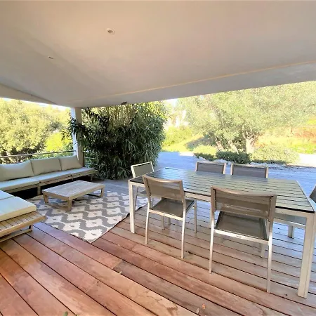 Superbe Avec Piscine Chauffee Et Acces Direct A La Plage Sainte-Lucie de Porto-Vecchio