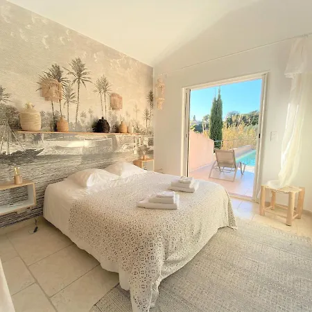 Villa Superbe Avec Piscine Chauffee Et Acces Direct A La Plage Sainte-Lucie de Porto-Vecchio