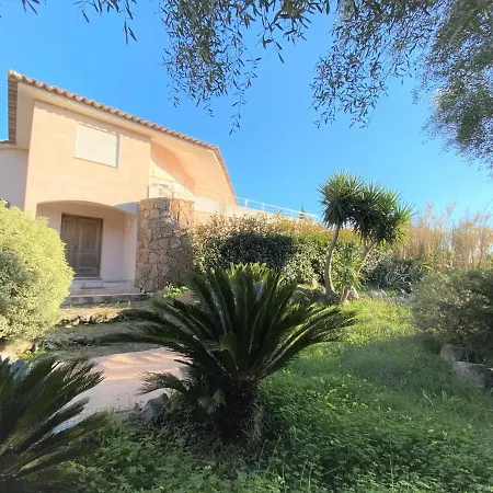 Superbe Avec Piscine Chauffee Et Acces Direct A La Plage Villa Sainte-Lucie de Porto-Vecchio